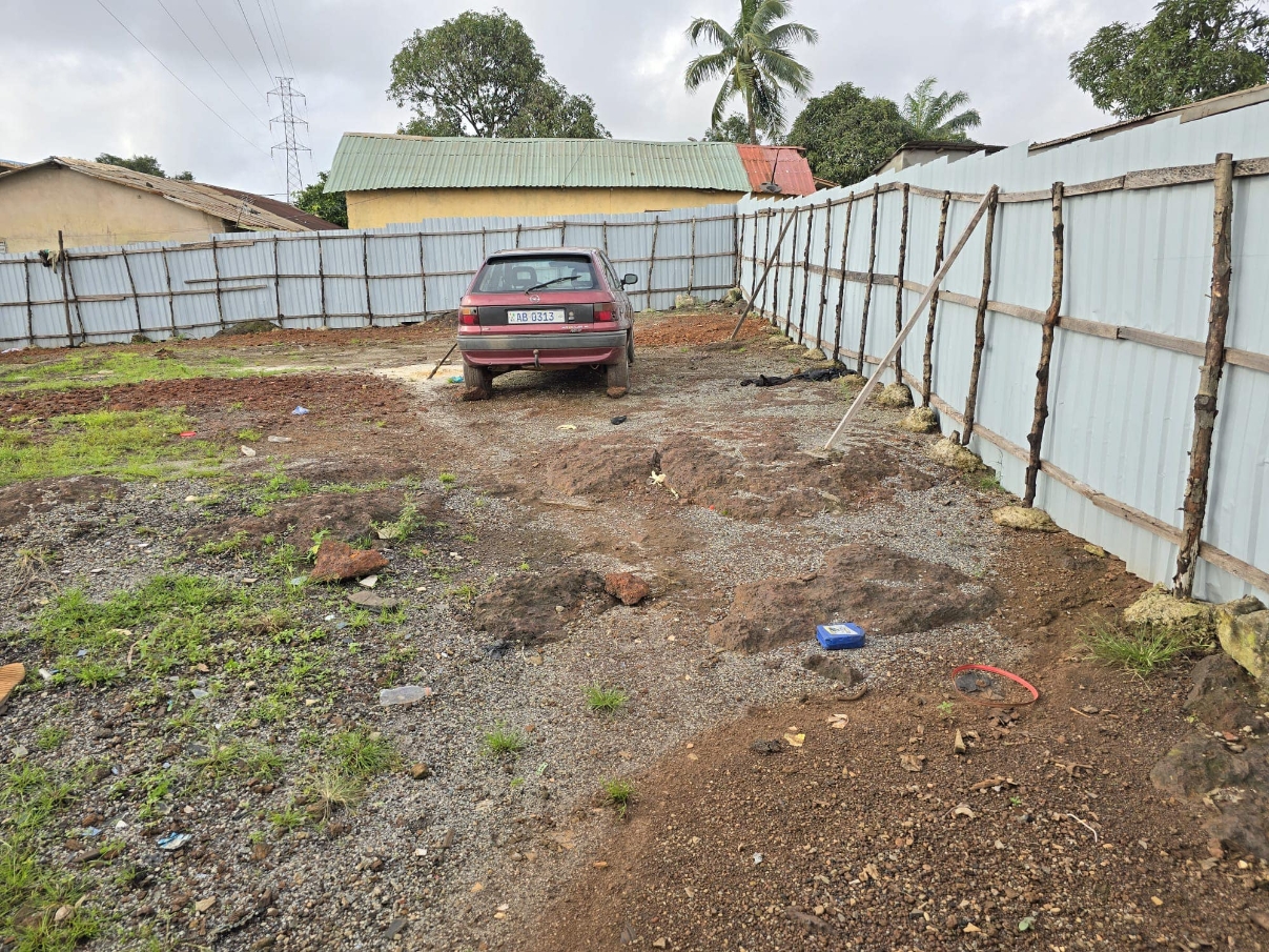 Parcelle bien placée - image 3