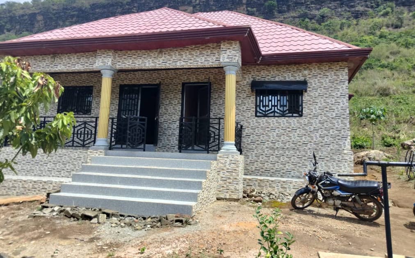  Villa Moderne à Kouriah - image 1