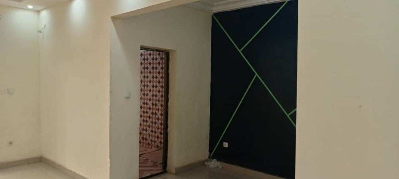 Appartement 3 Chambres à la T6 - image 1