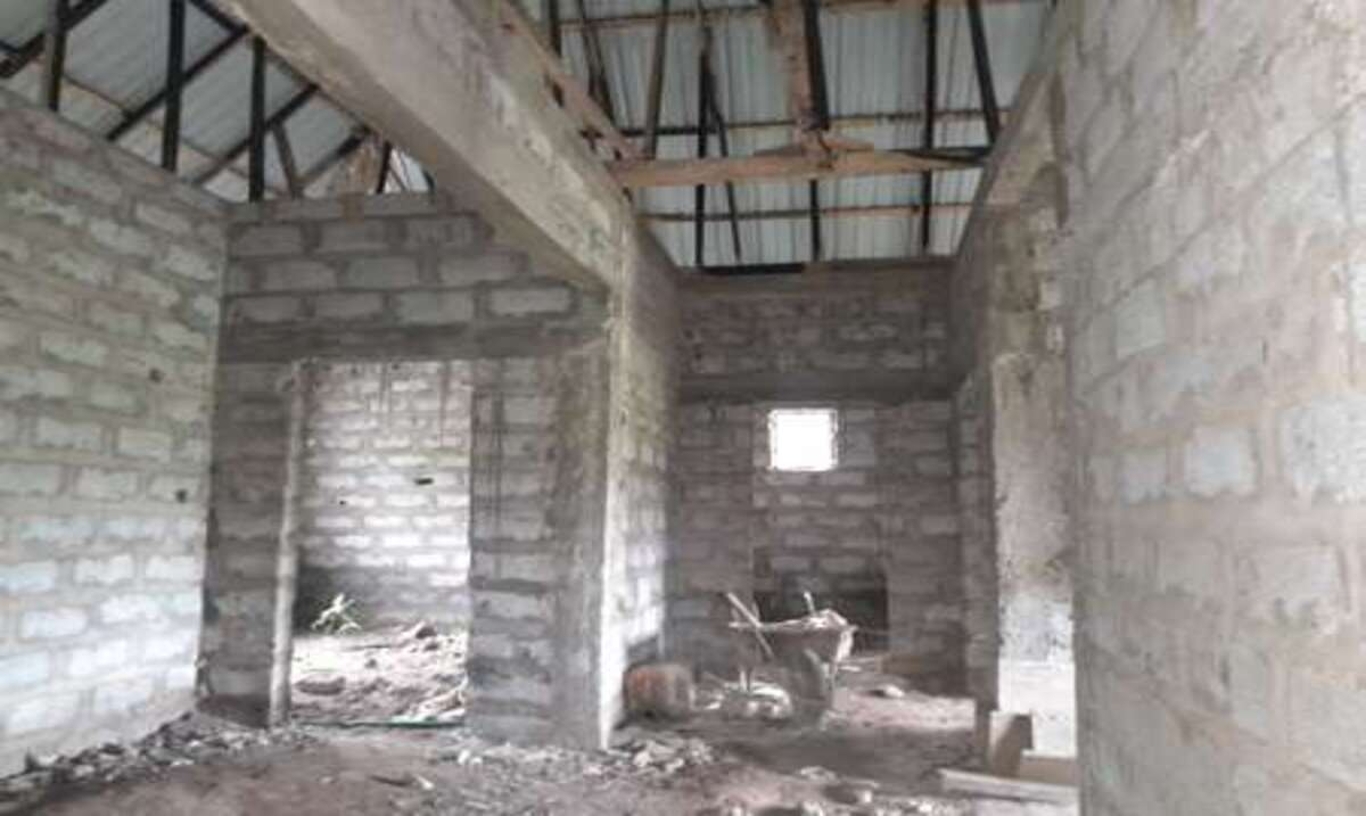  Villa Inachevée à Coyah - image 6