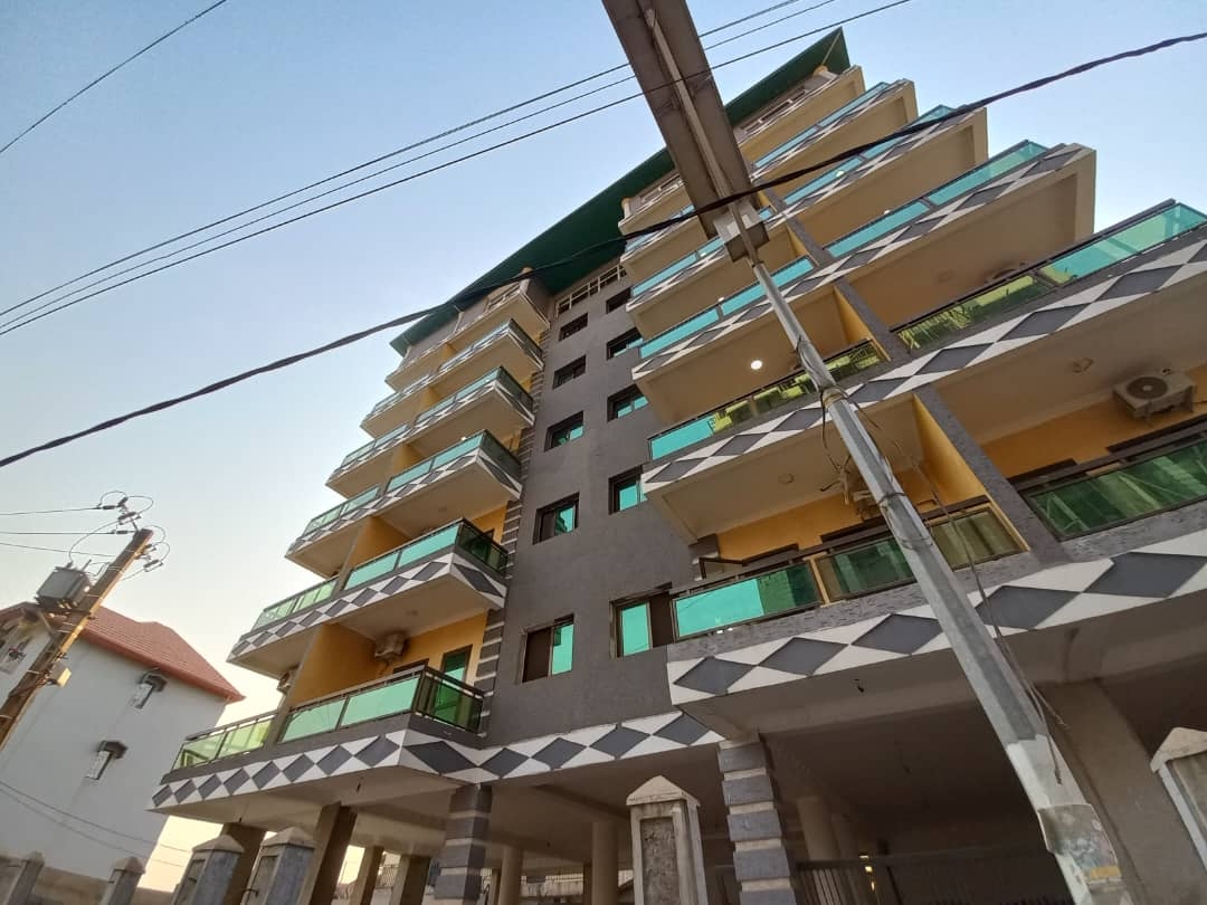 Immeuble R+6 à Taouyah - image 1