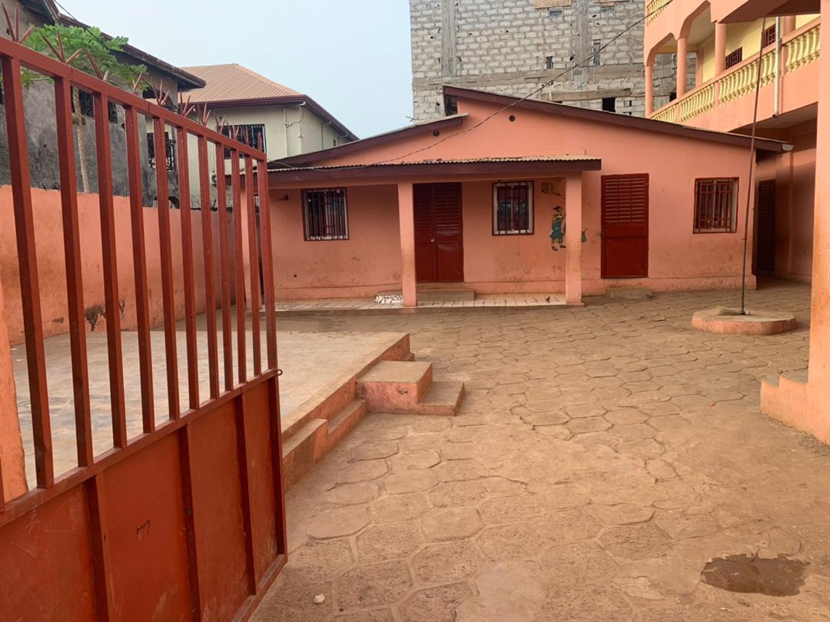 Ecole à vendre à Yattaya - image 3