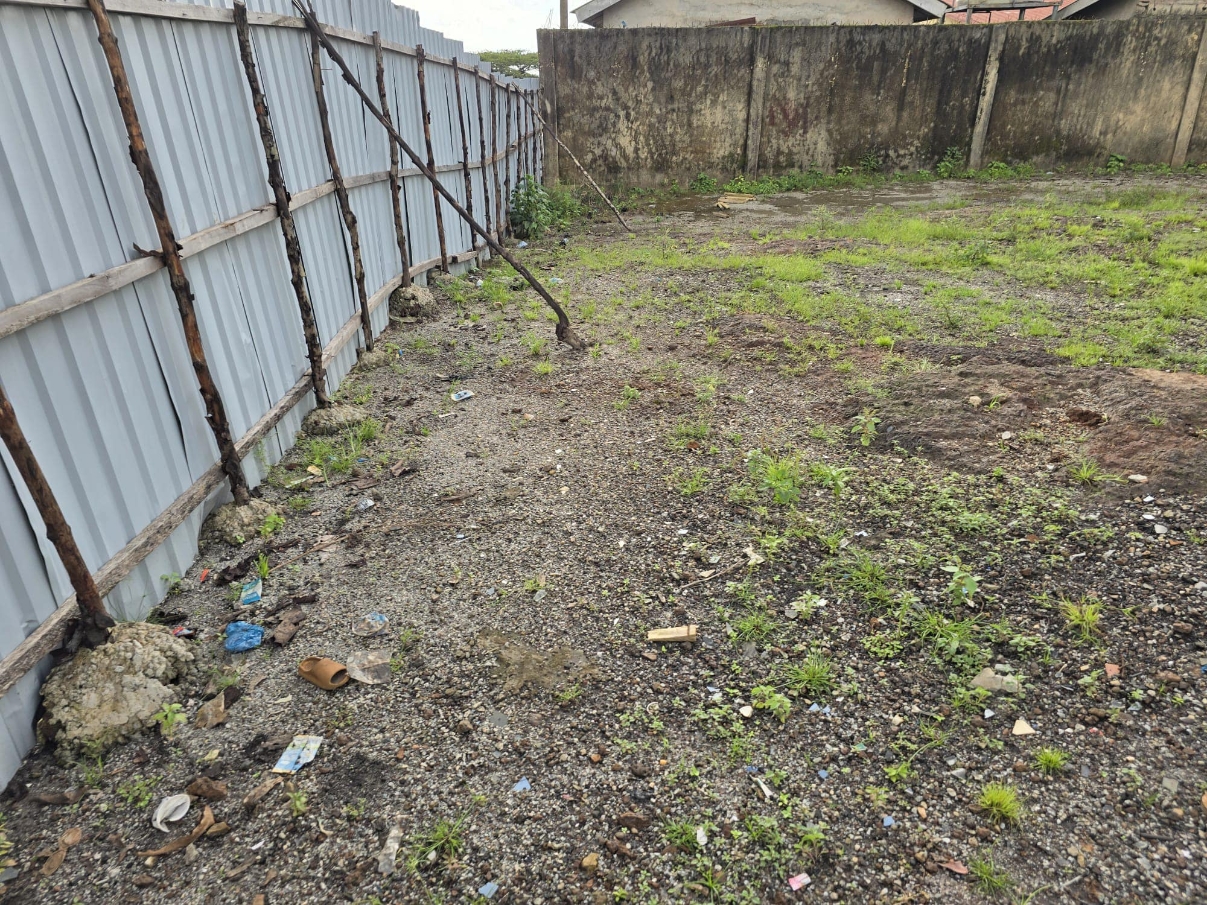 Parcelle bien placée - image 2