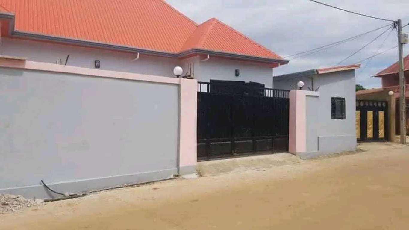 Maison moderne à pourvoir - image 3